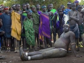 Запознајте го племето Боди од Етиопија - каде што е убаво да се има голем стомак